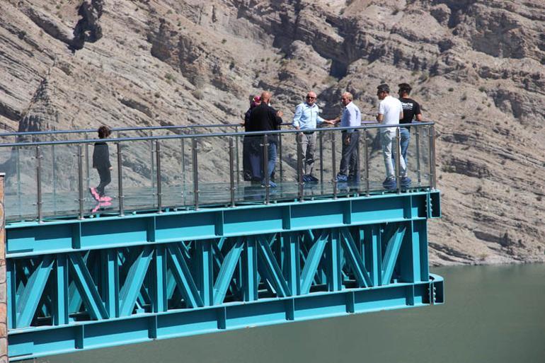 TÃ¼rkiyenin en uzunu Yerli yabancÄ± turist akÄ±n ediyor