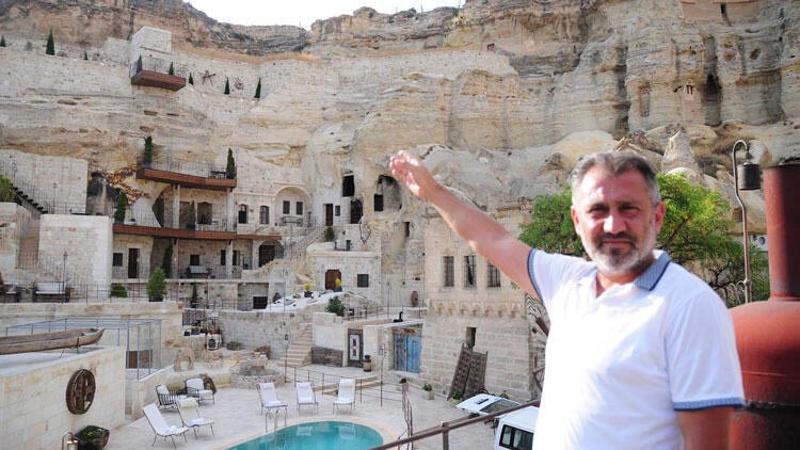 Kapadokya'da doğal kayalığa yapılan asansör, kaldırıldı