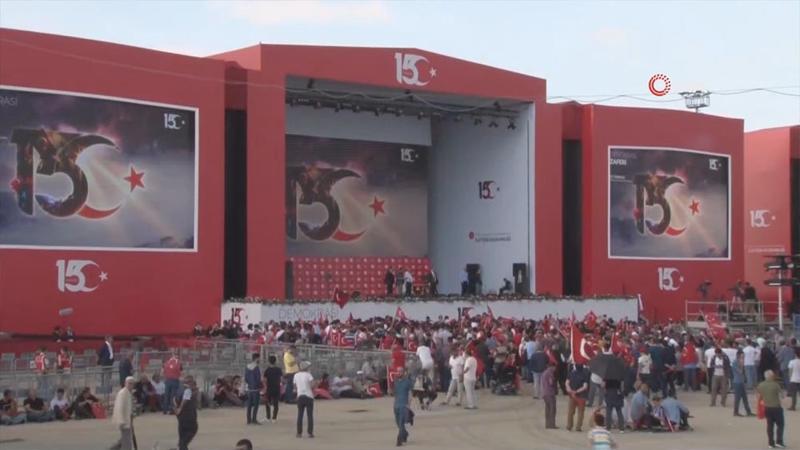 15 Temmuz şehitleri anma programı için Atatürk Havalimanı'nda hazırlıklar tamamlandı