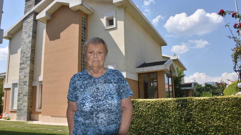 FETÖ ile korkuttukları kadına villasını sattırdılar