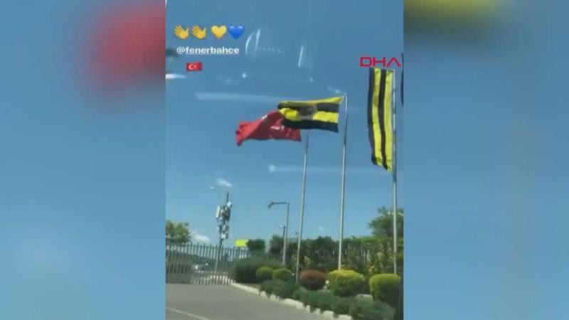 Eljif Elmas'ın paylaşımı dikkatleri çekti