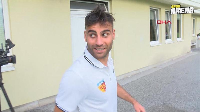 Deniz Türüç'ten transfer şakası! "Helikopterle..."