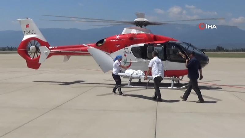 Kaynayan salça kazanına düşen bebek ambulans helikopter ile Ankara’ya sevk edildi