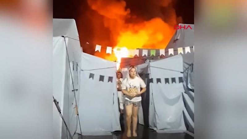 Rusya’da çadır kampında yangın
