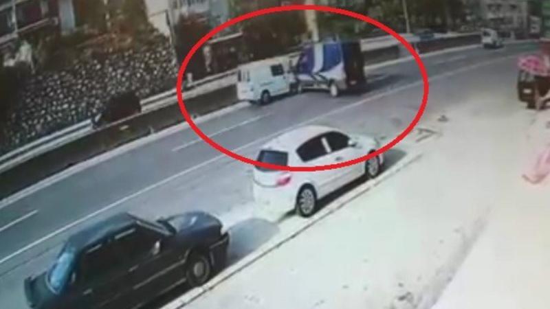Market önündeki araç, kayarak kazaya neden oldu