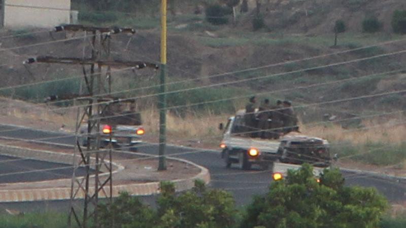 YPG'li teröristlerin Suriye'deki hareketliliği görüntülendi