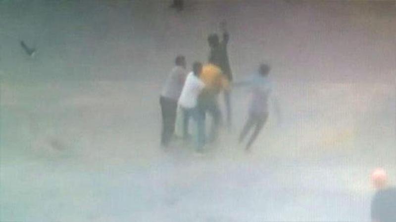 İki grup arasında bıçaklı kavga