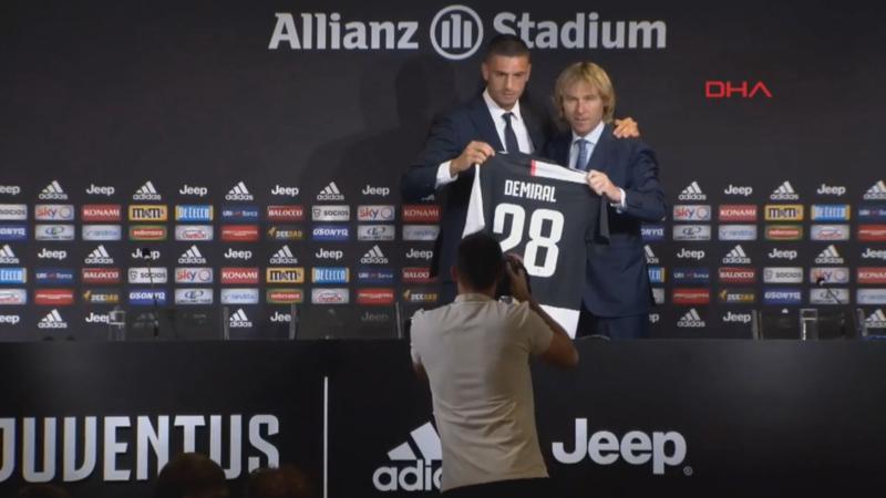 Juventus, Merih Demiral için imza töreni düzenledi