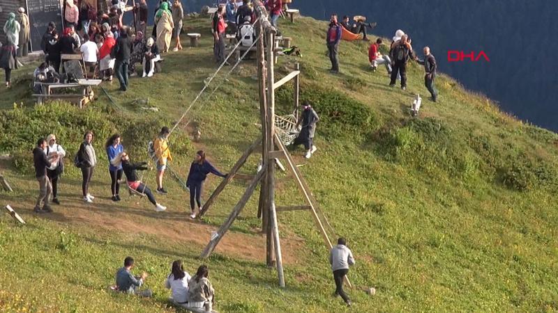 Huser Yaylası'na büyük ilgi