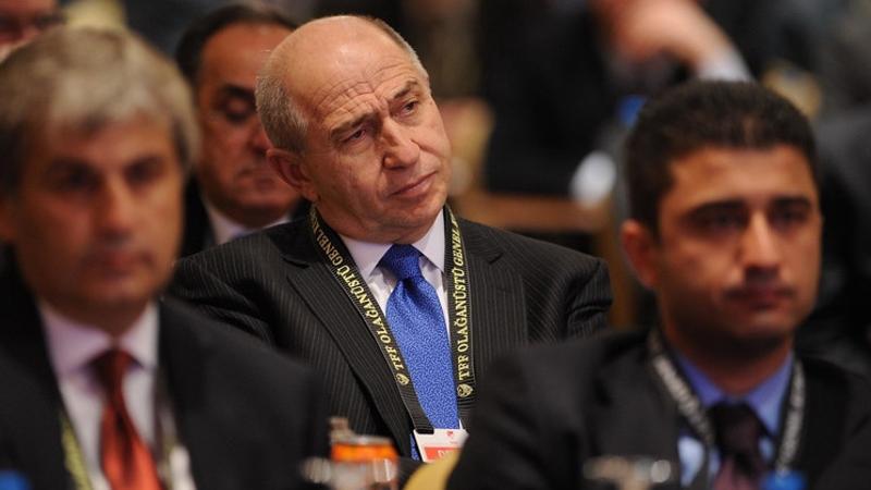 Nihat Özdemir'den Millilere tam destek!