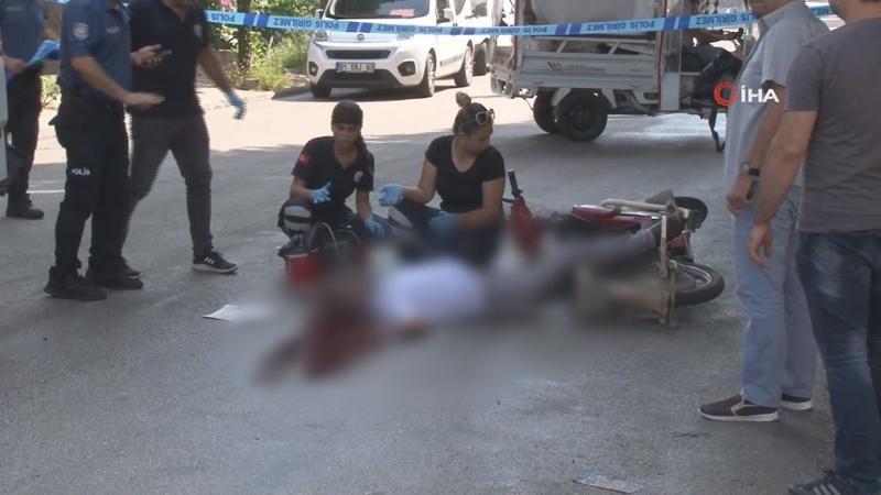 Adana'da 3 kişi tabancayla öldürüldü