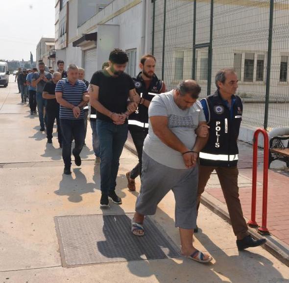 LÃ¼ks yaÅam sÃ¼ren Ã§ete, 4 yÄ±lda 20 milyon lira dolandÄ±rmÄ±Å