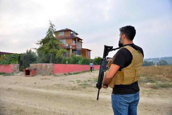 LÃ¼ks yaÅam sÃ¼ren Ã§ete, 4 yÄ±lda 20 milyon lira dolandÄ±rmÄ±Å