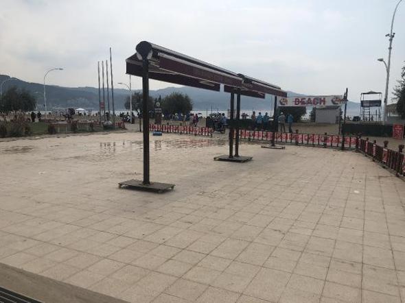 Gazinin darbedildiÄi kafe, Ã§evik kuvvet ve zabÄ±ta eÅliÄinde kapatÄ±ldÄ±