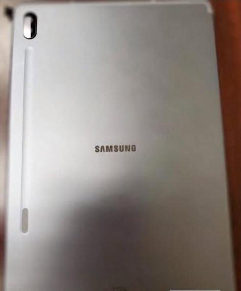 Samsung Galaxy Tab S6 çift kamerasıyla birlikte gelecek