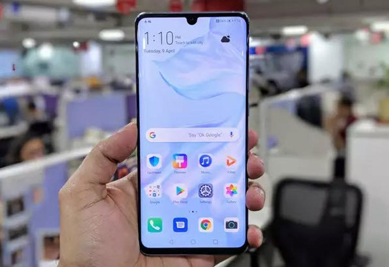 Huawei P30 Türkiye fiyatında büyük düşüş