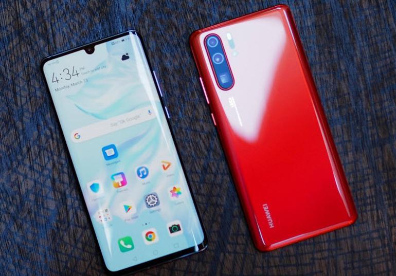 Huawei P30 Türkiye fiyatında büyük düşüş