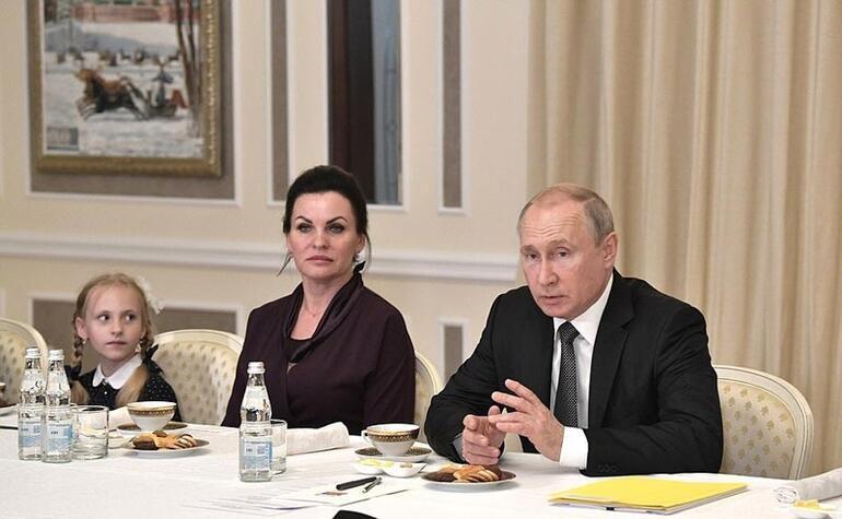 Putin o ailelerle bir araya geldi