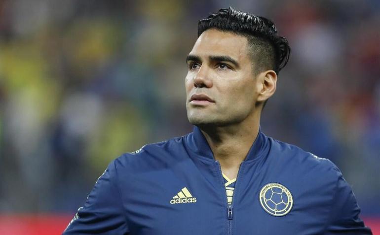 Falcao paylaÅtÄ±, taraftarlar Ã§Ä±ldÄ±rdÄ± Galatasaray... | Son dakika haberleri...