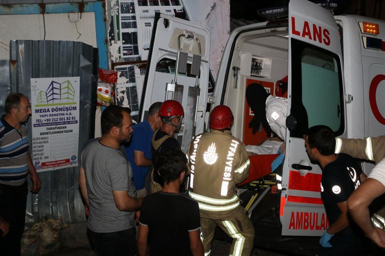 Ambulans askÄ±da kaldÄ±, vatandaÅlar Ã¼zerine Ã§Ä±karak dengede tutmaya Ã§alÄ±ÅtÄ± ile ilgili gÃ¶rsel sonucu