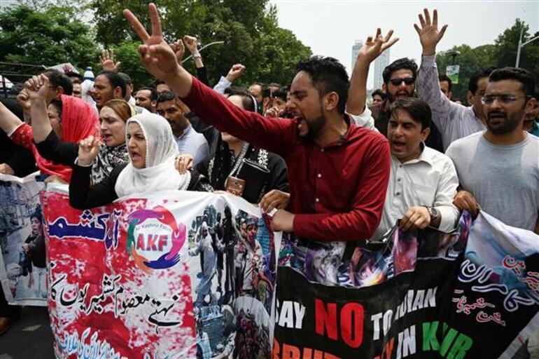 Pakistan’dan Hindistan’ın Cammu Keşmir kararına kınama