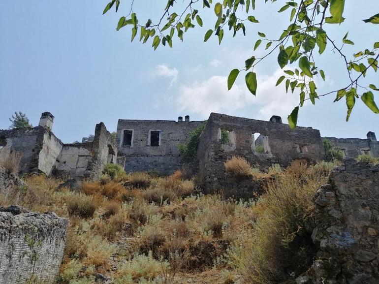 Türkiye’nin en zanaatkar köyü: Kayaköy  