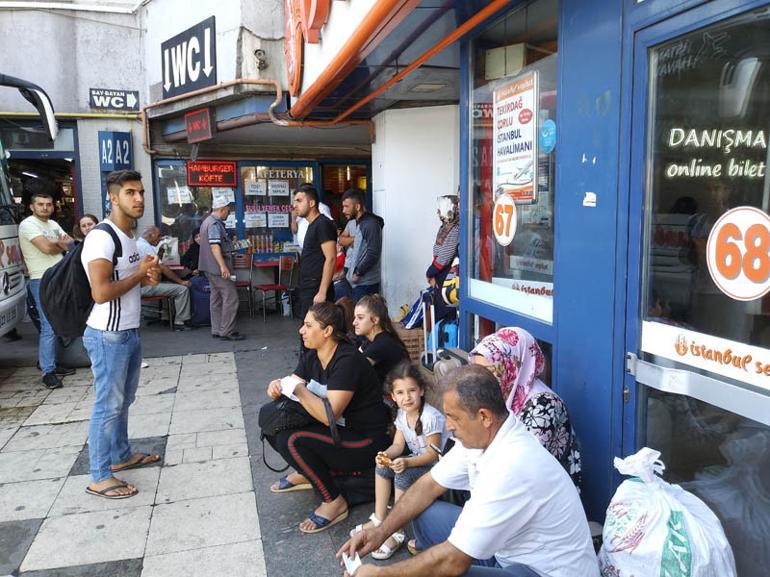 Kuyruk oluştu! Denizde ve karada dönüş trafiği başladı