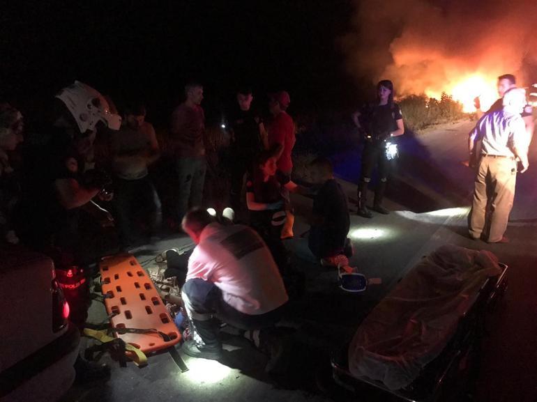 Edirneâde iki otomobilin kafa kafaya Ã§arpÄ±ÅtÄ±ÄÄ± kazada araÃ§lardan birisi alev topuna dÃ¶ndÃ¼. CayÄ±r cayÄ±r yanan otomobilden 2âsi kadÄ±n toplam 3 kiÅi, gÃ¶rgÃ¼ tanÄ±klarÄ±nÄ±n yardÄ±mÄ±yla yanmaktan son anda kurtarÄ±ldÄ±. Kazaya karÄ±Åan diÄer araÃ§ta bulunan 3âÃ¼ Ã§ocuk toplam 5 kiÅilik aile ise kazayÄ± hafif sÄ±yrÄ±klarla atlattÄ±. ile ilgili gÃ¶rsel sonucu