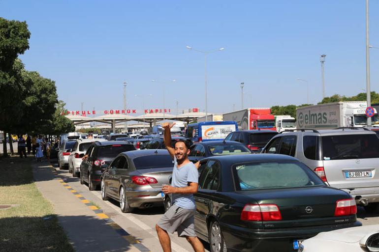 Geri dönüşleri devam ediyor