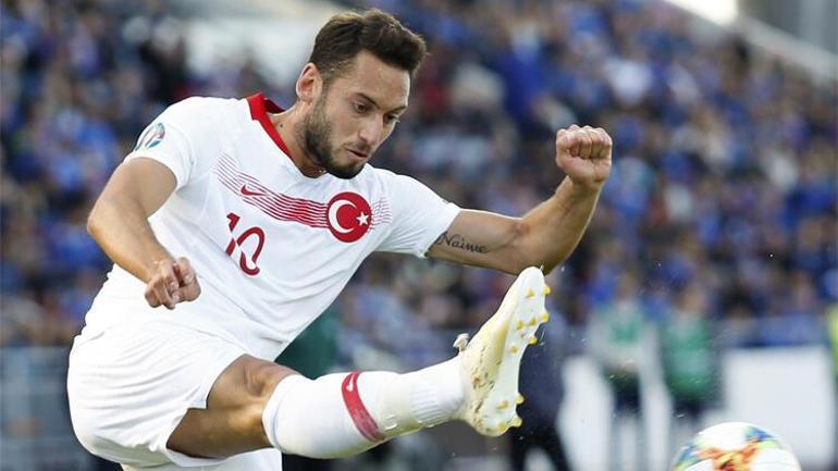 Son dakika transfer haberleri: Hakan Çalhanoğlu'ndan Fenerbahçe'ye ret