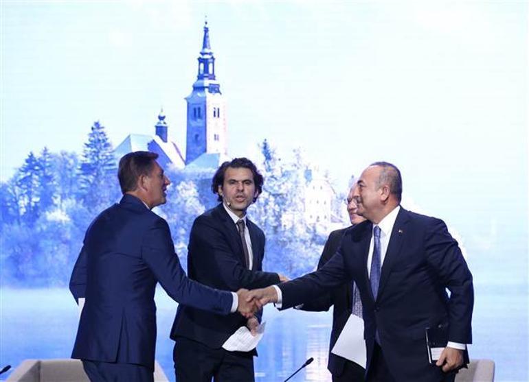 "Göçmen krizi sadece Türkiye'nin meselesi değil"